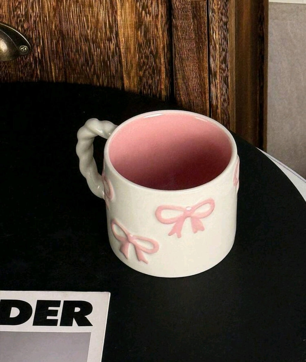 Twist Handle Mug